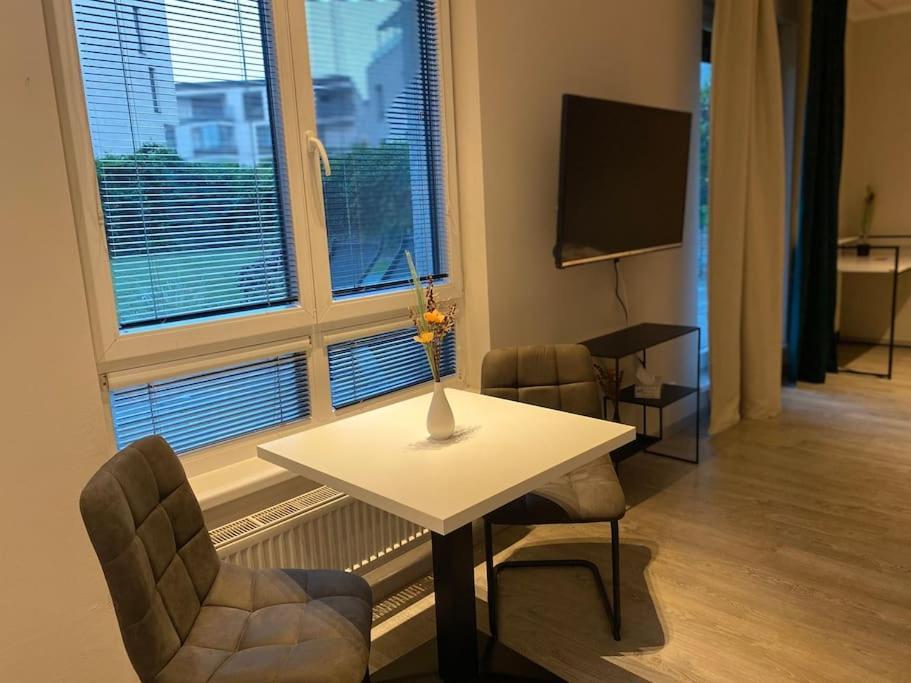 Garden Apartment Karolina Острава Екстериор снимка