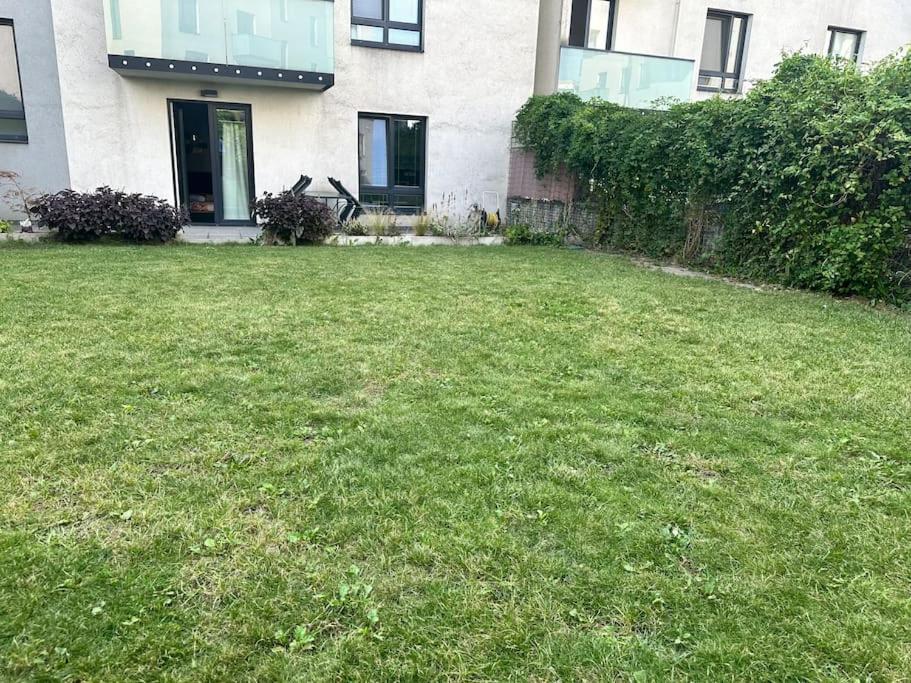 Garden Apartment Karolina Острава Екстериор снимка